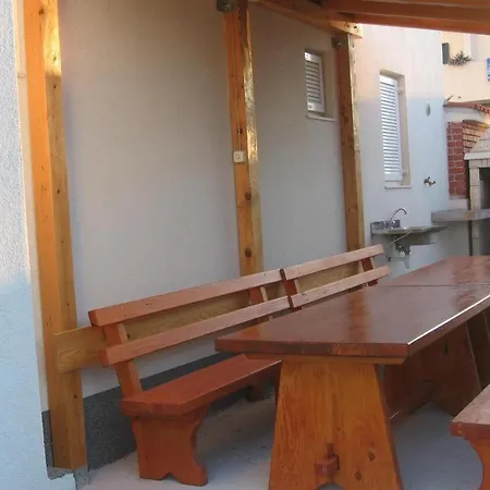 In With Seaview, Balcony, Air Condition, Wifi *