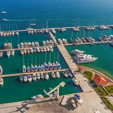 Apartamento In With Seaview, Balcony, Air Condition, Wifi Sevid