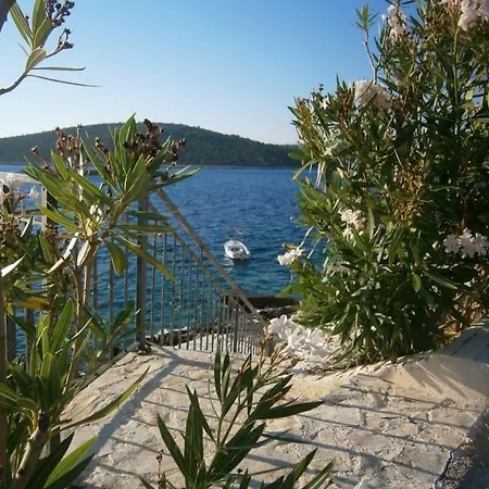In With Seaview, Balcony, Air Condition, Wifi *